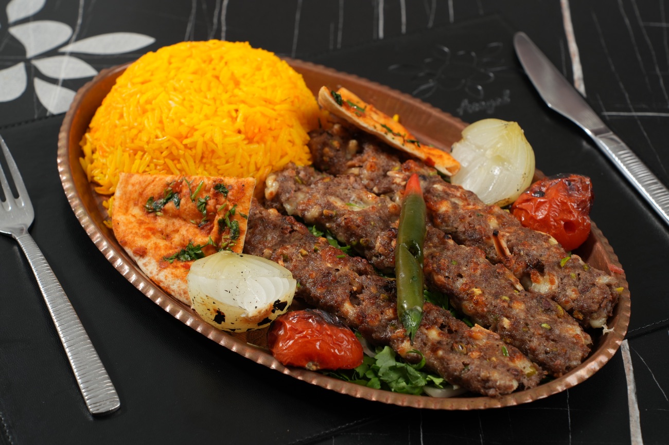 كباب بالجبن والمكسرات