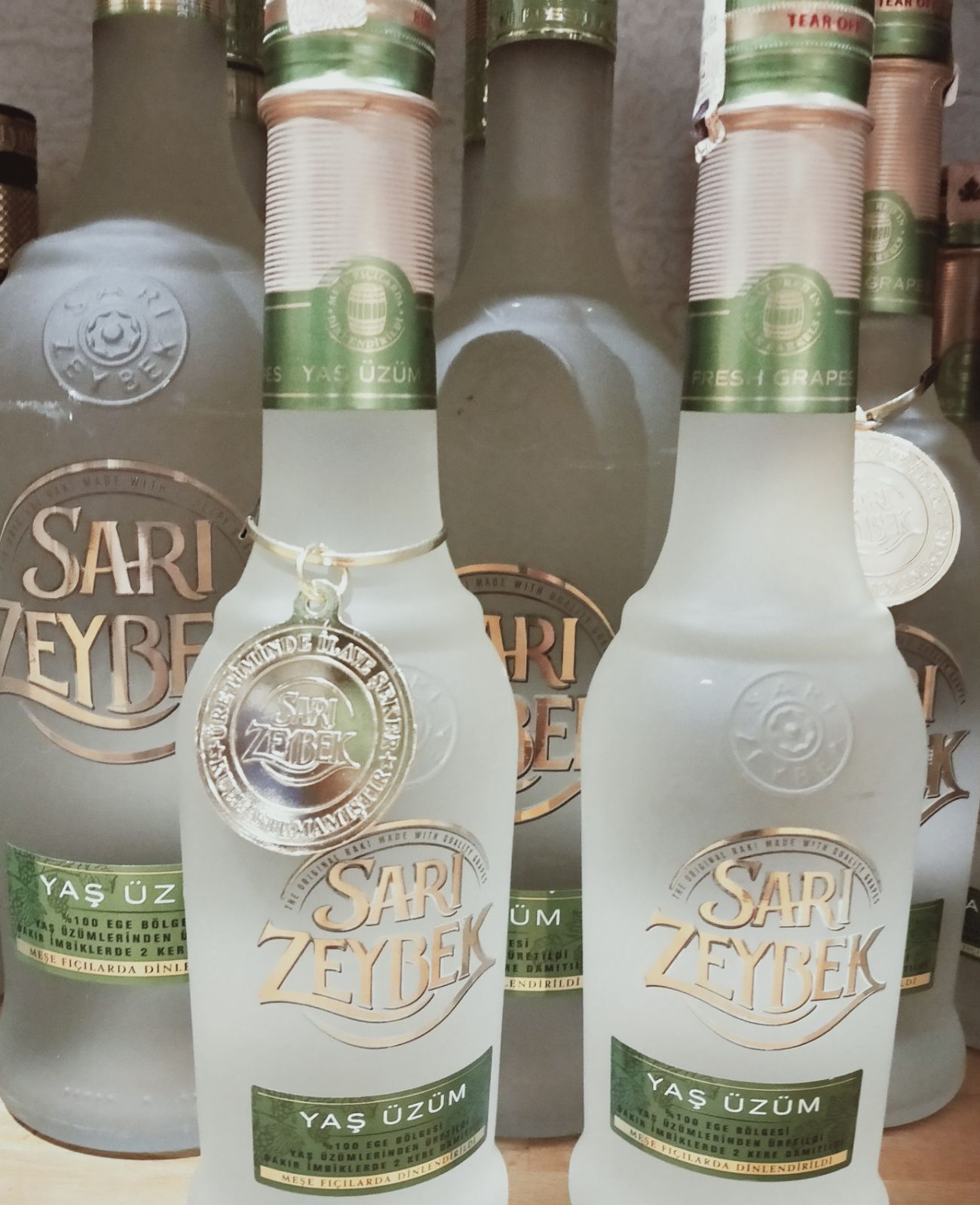 SARI ZEYBEK YAŞ ÜZÜM RAKISI - 