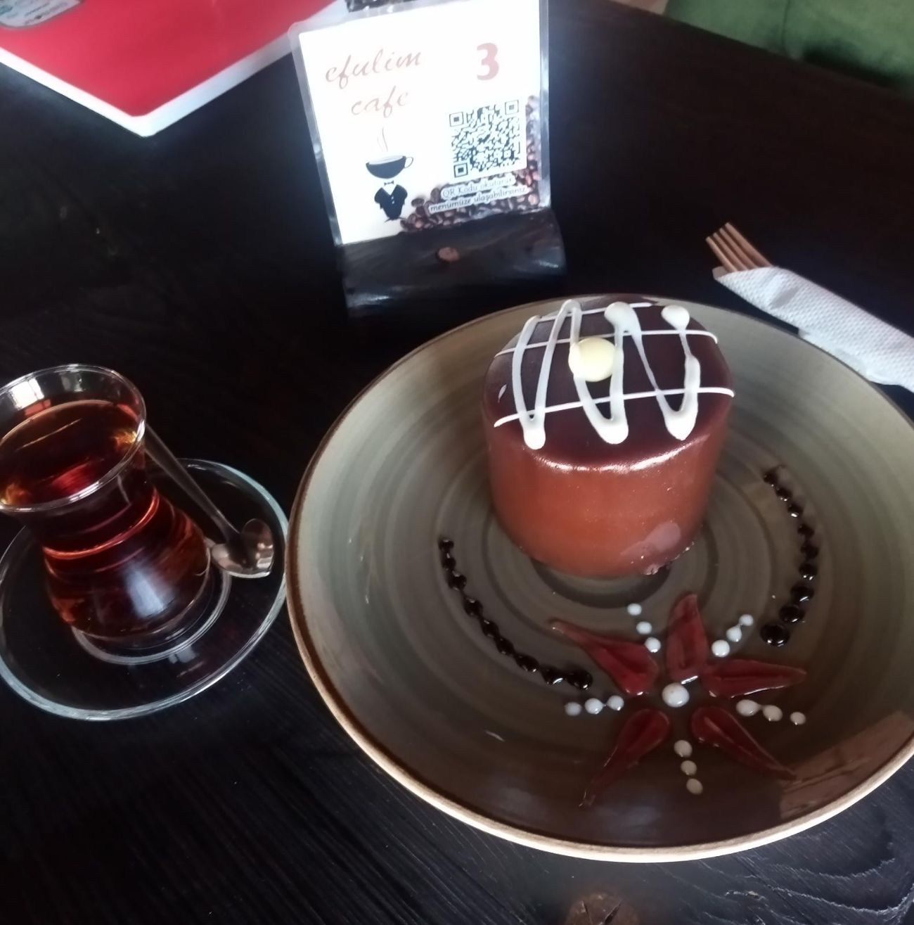 Yoğun Çikolatalı Pasta - 