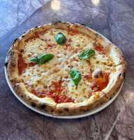 Margherita pizza 🍕