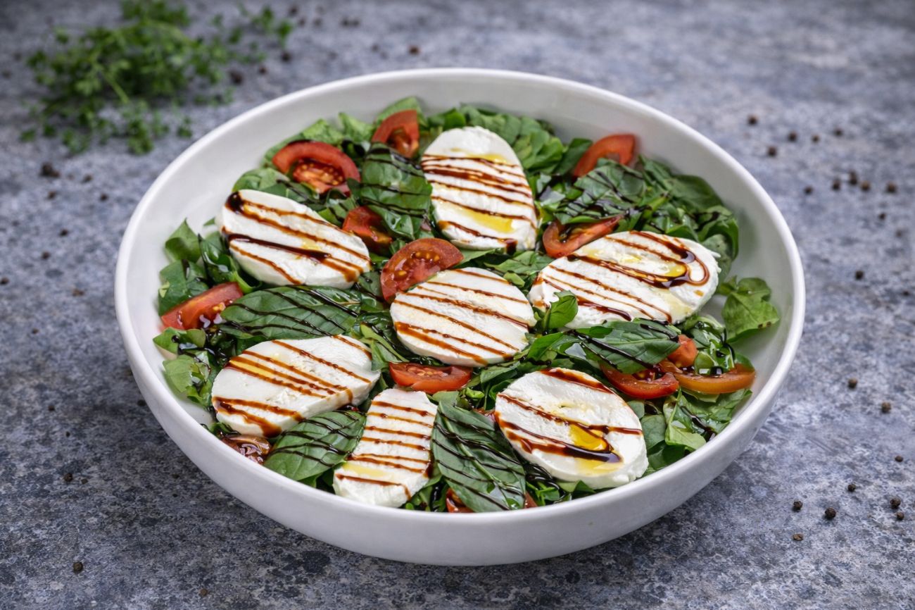 Domates & Mozarella Salata