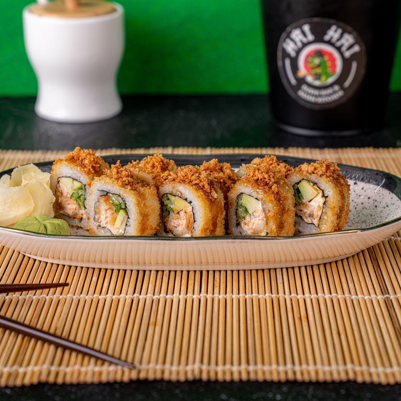 Crispy Sake Roll (8 Adet) - Somon, avokado, salatalık, panko, krem peyniri, dışı çıtır kaplama