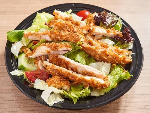 Çıtır Tavuk Salata - Çıtır tavuk, marul, salatalık, domates, mısır, zeytin