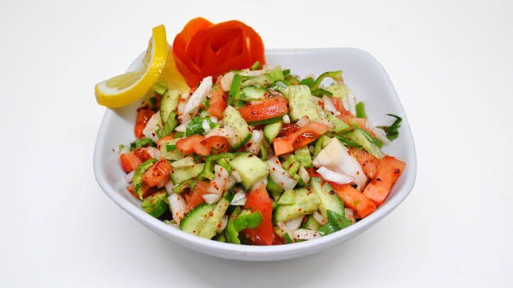 Çoban Salata - Domates, salatalık, soğan, limon