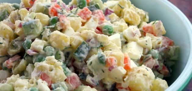 طبق  مقبلات كبير