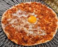 لحم بعجين بالبيض