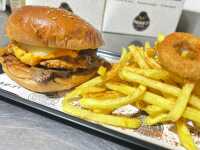 EFSANE CHICKEN BURGER