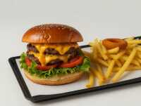 DOUBLE CHEESEBURGER