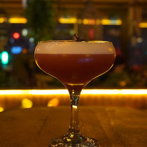 Lady Macbeth - Scotch Whisky, Bal, Frambuaz, Limon Suyu, Simple Şurup