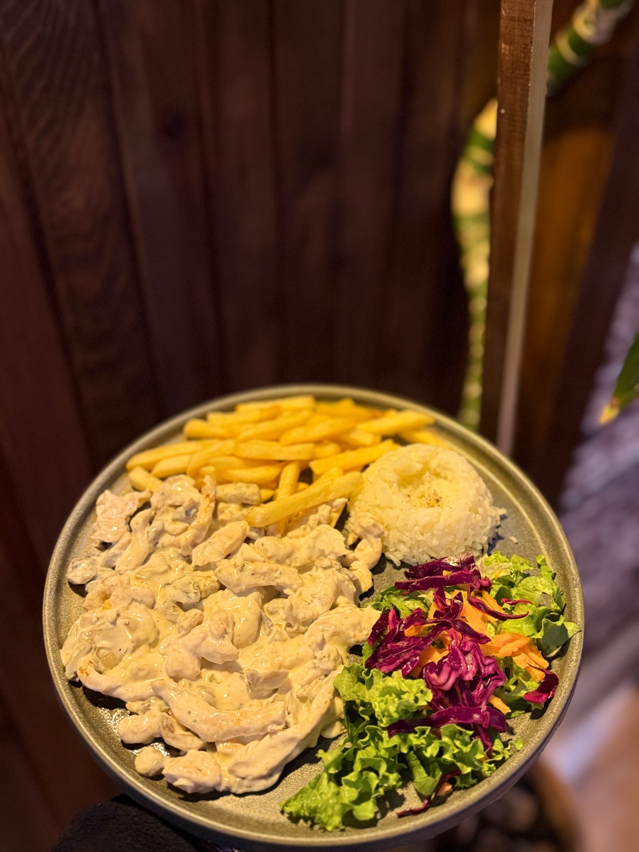 دجاج مع صوص المشروم + مشروب