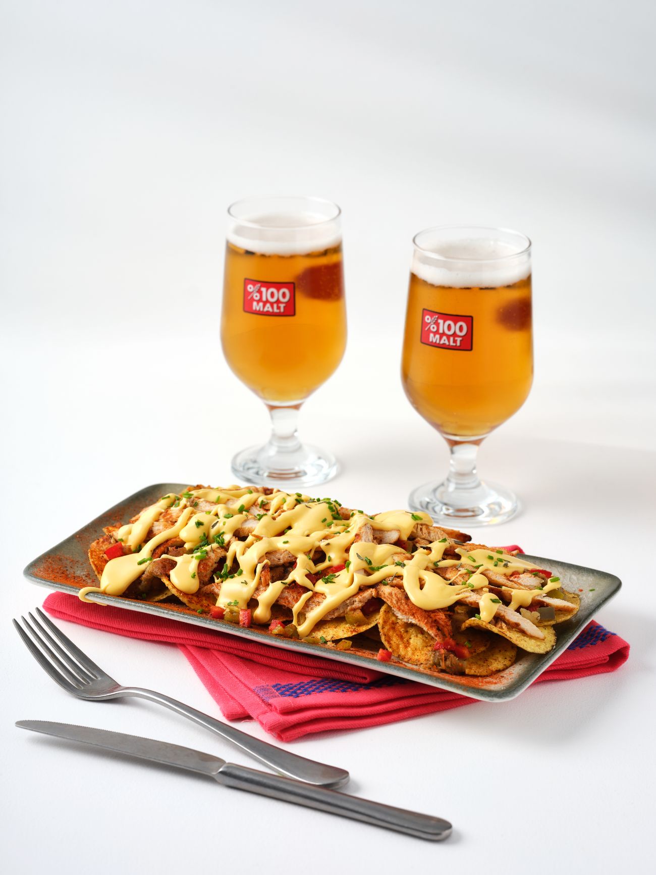 NO75 TAP & NACHOS - TAVUKLU NACHOS + 2 ADET CARLSBERG/TUBORG/BLANC FIÇI 30 CL