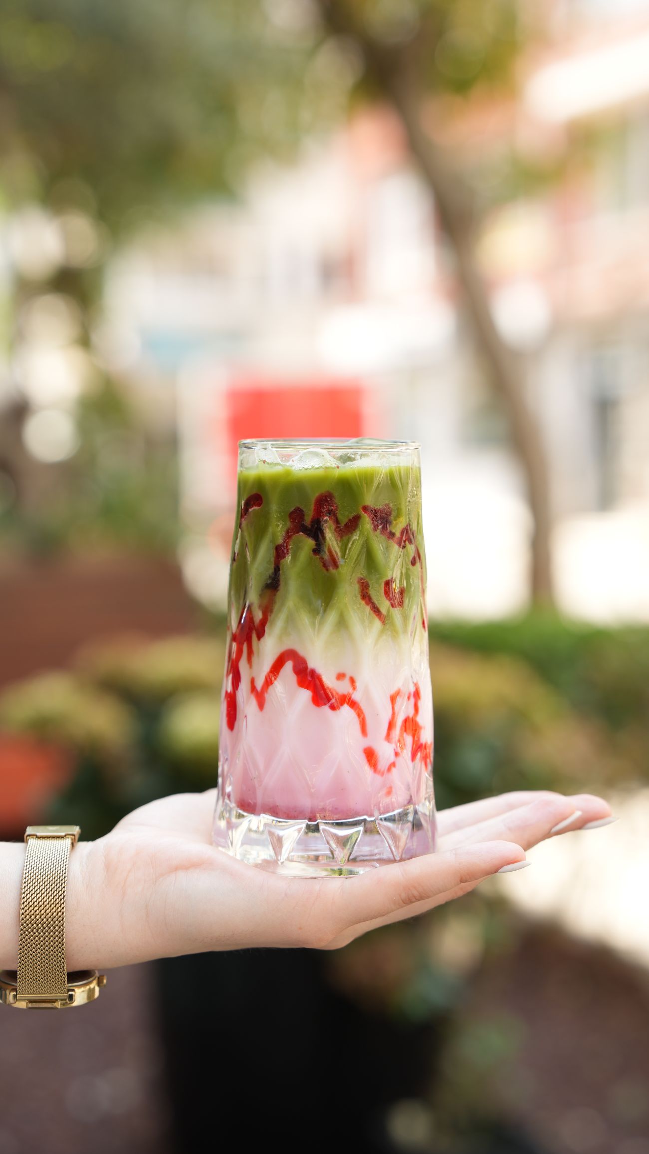 Matcha Stratcha - Ceremonial matcha, çilek, süt