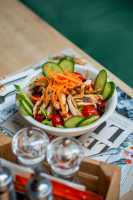 Izgara Tavuklu Salata