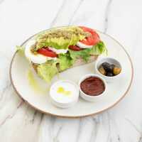 Ekşi Mayalı Ekmek Üzeri Mozzarella