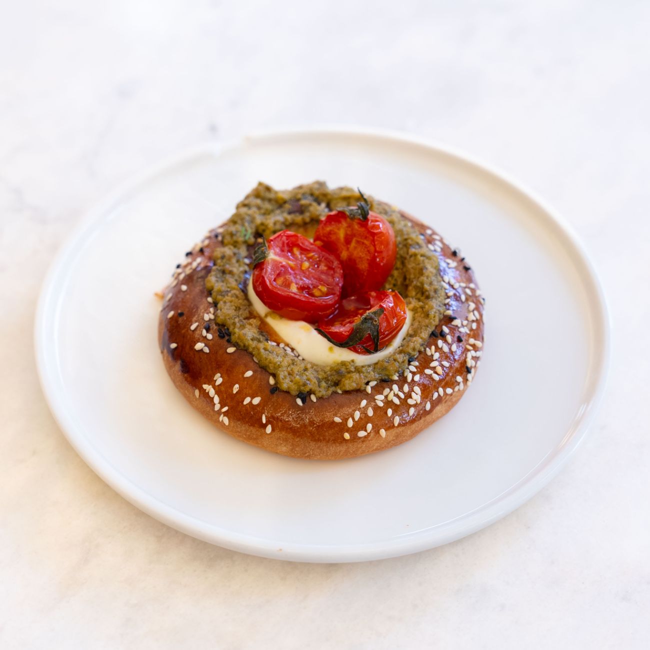 Pesto Bun - 