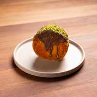 Antep Fıstık Dolgulu Roll Kruvasan