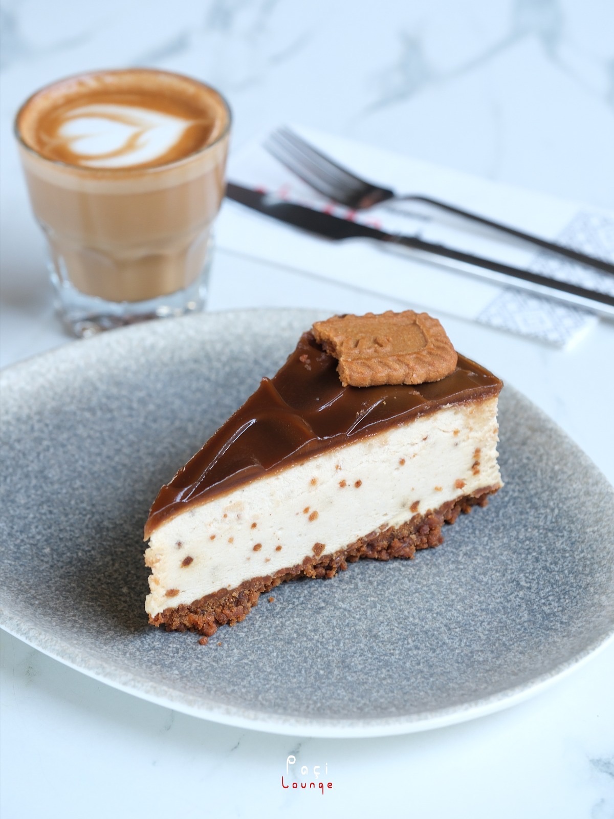 Lotus Cheesecake