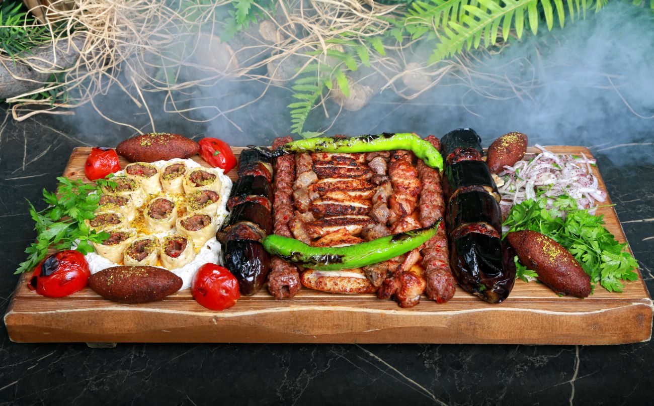 Kebapçım Special (5-6 Kişiliktir)