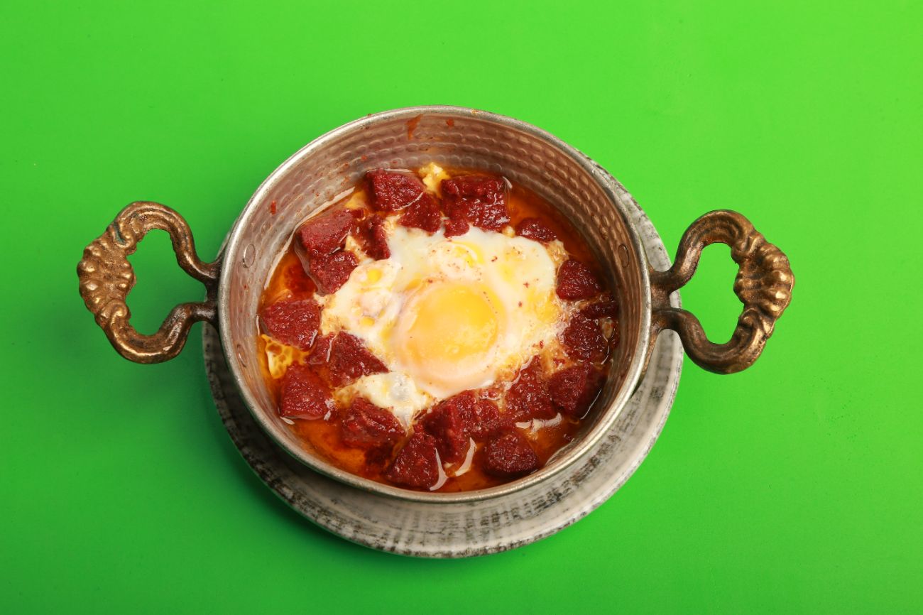 بيض مع سجق - 