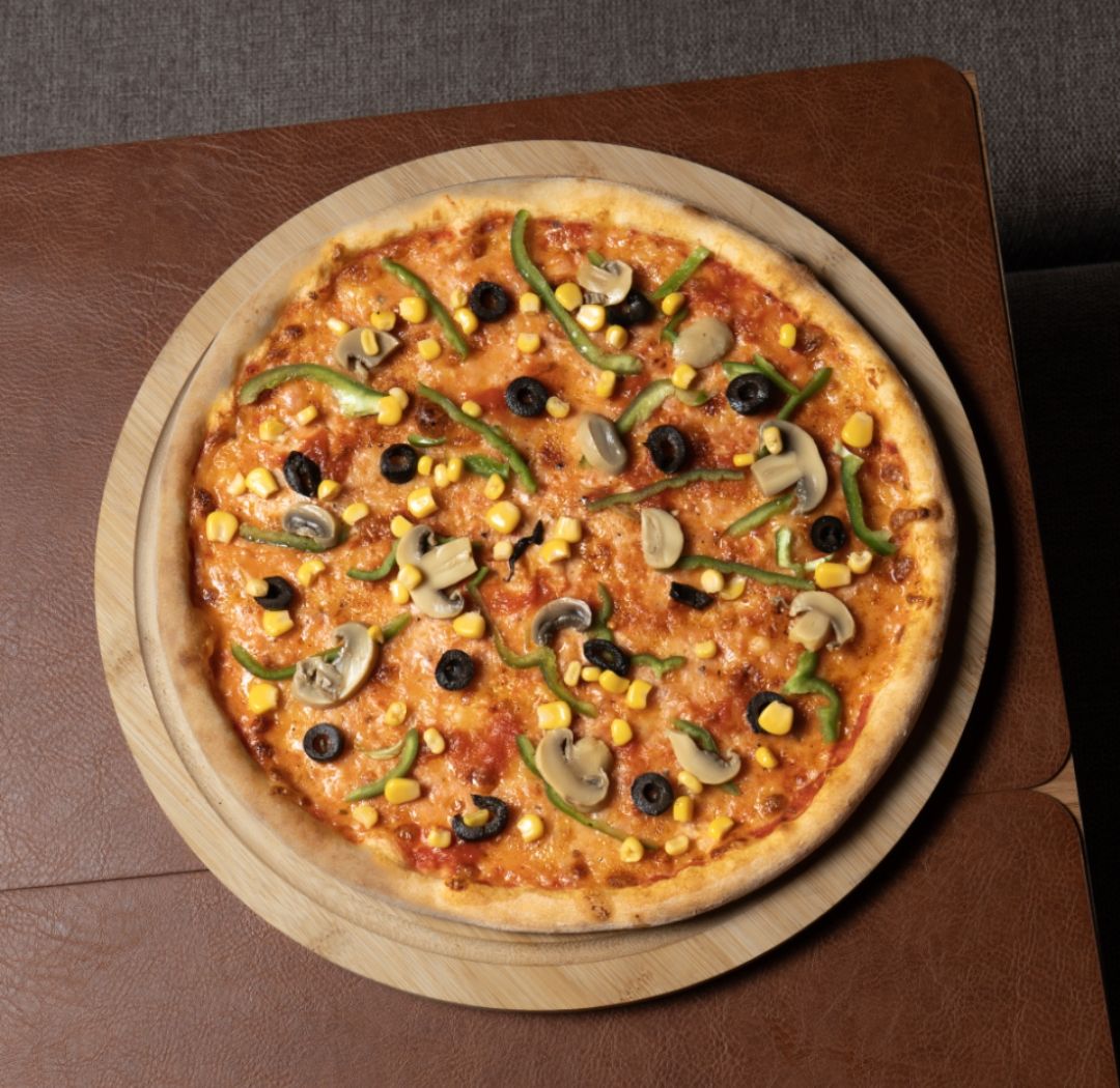 بيتزا خضار مشكّل