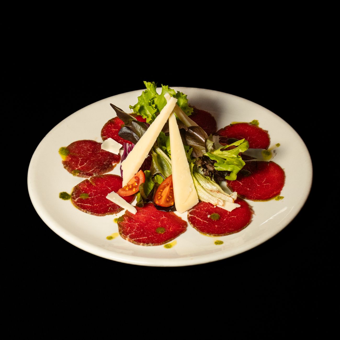 DANA CARPACCIO - 120 gr. Dana Bonfile, Parmesan (Akdeniz Yeşilliği, Çeri, Pesto ve Nar Ekşisi Sos ile)