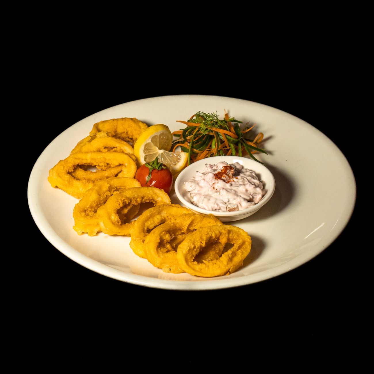 KALAMAR TAVA - 200 gr. Kalamar ( Tartar Sos ve Akdeniz Yeşillik ile)