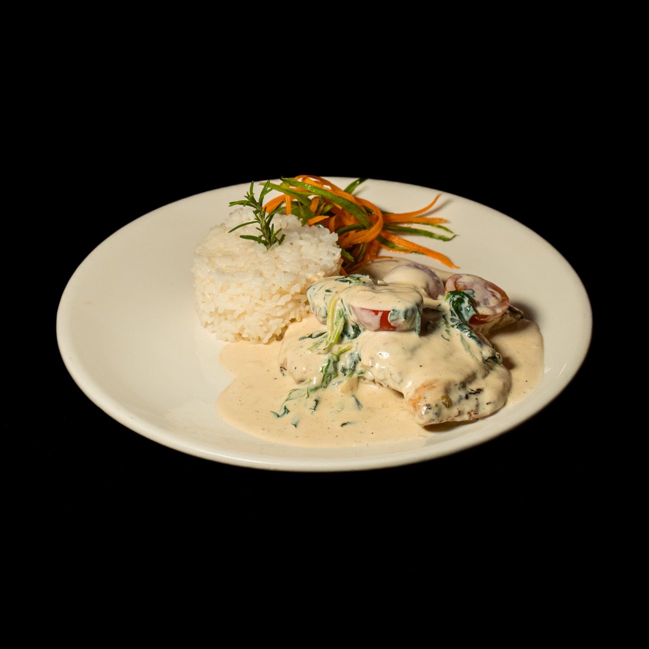 PILIÇ FLORANTIN - Tavuk Bonfile(280g), Ispnak, Sıcak Krema, Sarımsak, Çeri Domates, Tavuk Bulyon, Pirinç Pilavı