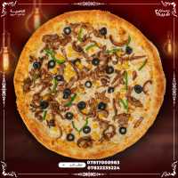 بيتزا شاورما لحم