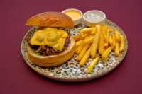 CHESSBURGER
