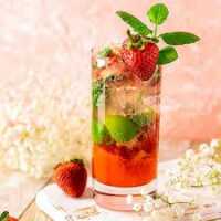 STRAWBERYY MOJİTO