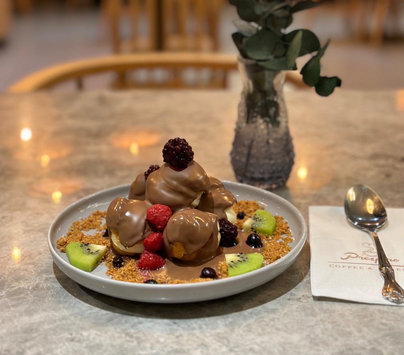 X-Large Profiterol