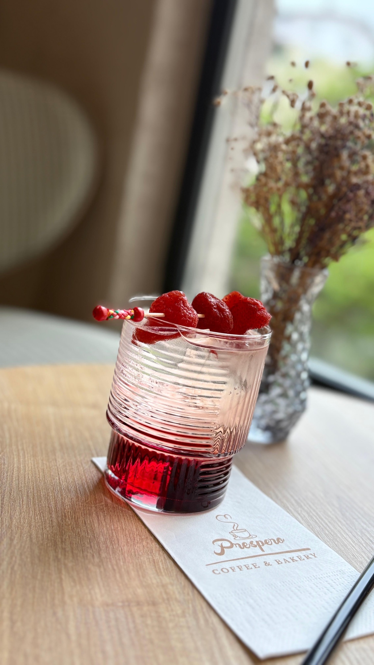 Red Shirley - 