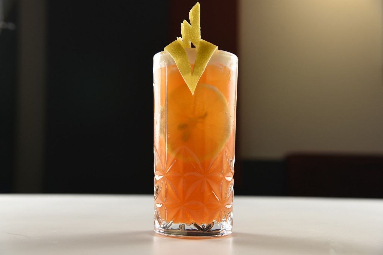 شاي مثلج بالليمون