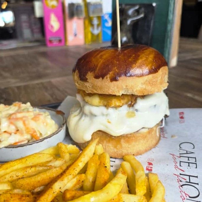 DOUBLE CHEESE BURGER