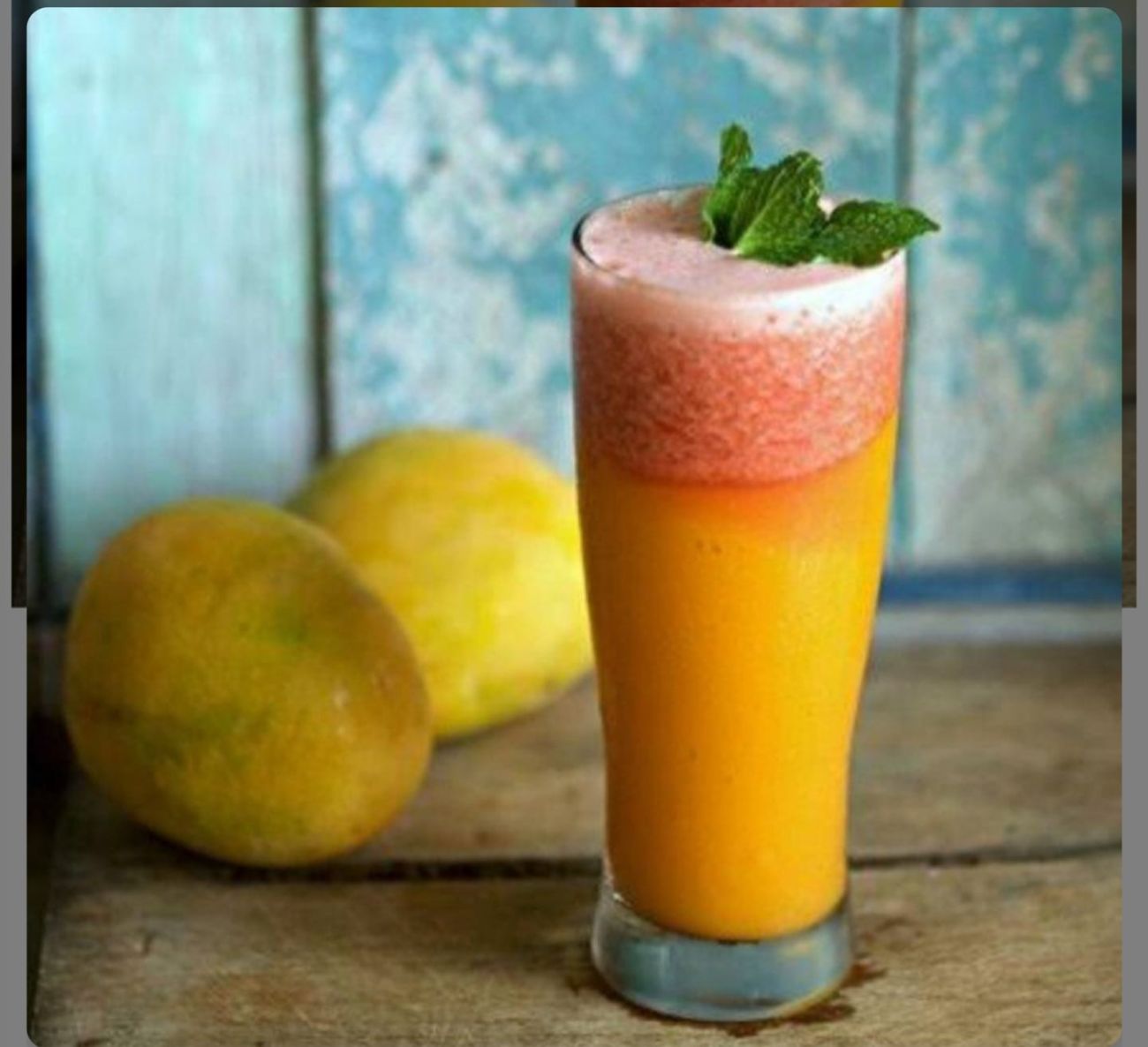 Çilek ve mango kokteyli