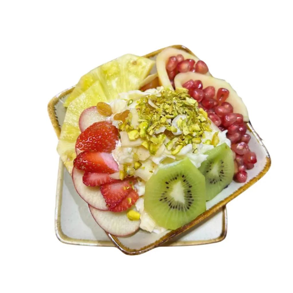 Fruit salad with cream