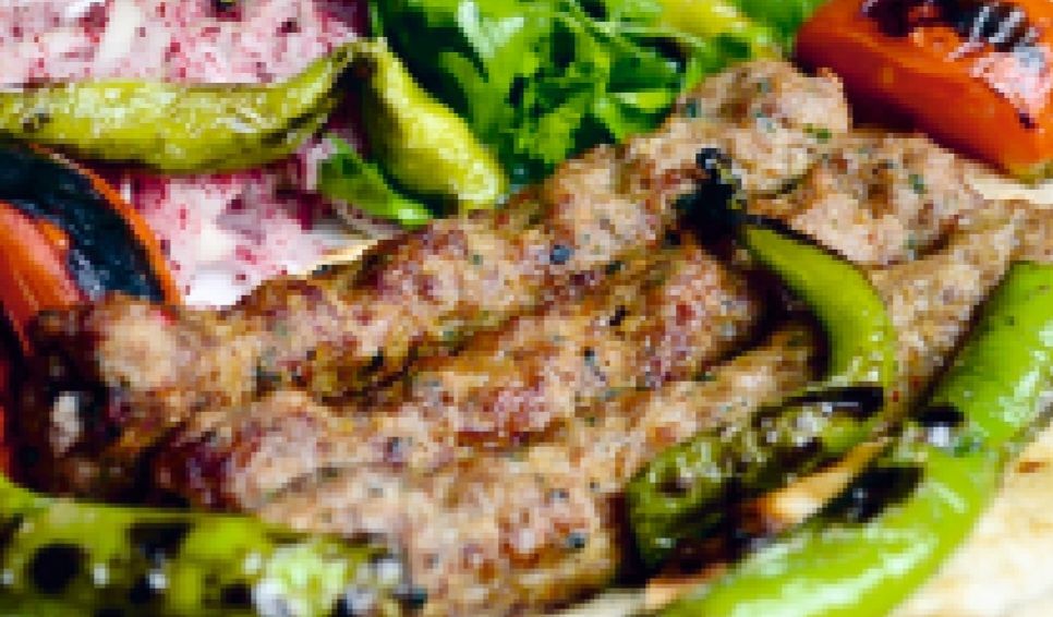 Mardin Kebap - Yanında Salata, Çiğ Köfte, Antep Ezme ve Haydari ile.