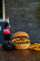 Chickenbull Burger Menü