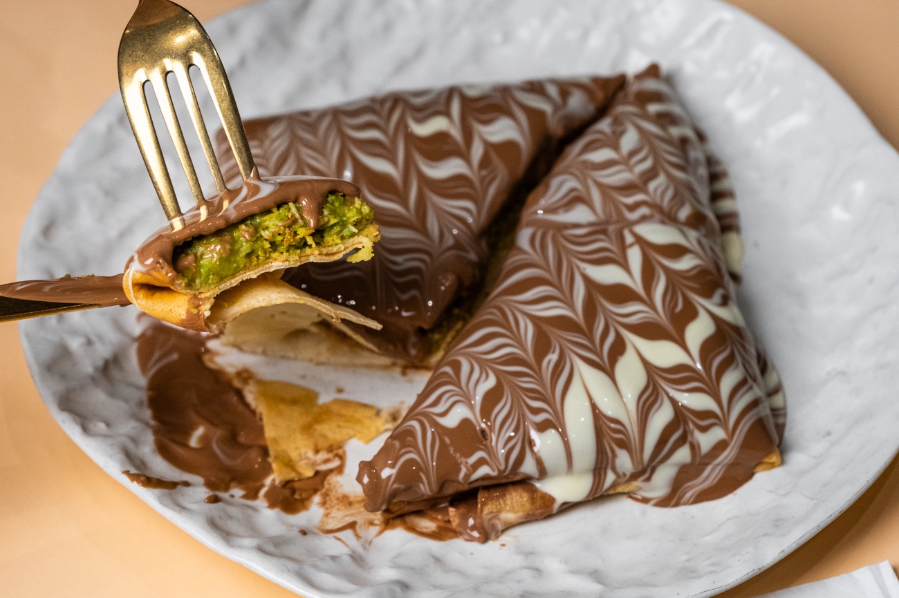 Crepe Magie - Palm krep, fıstık kadayıf karışımı, çikolata