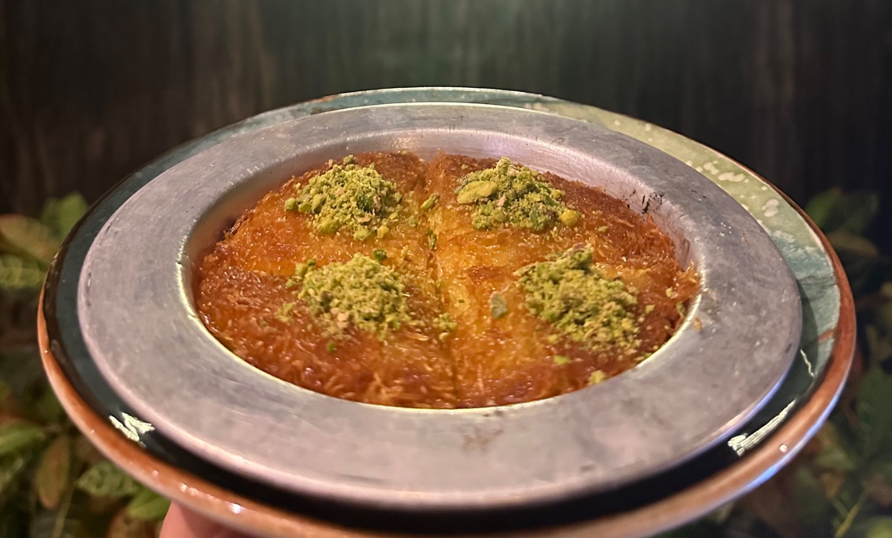Künefe - Ballı, Antep fıstıklı…