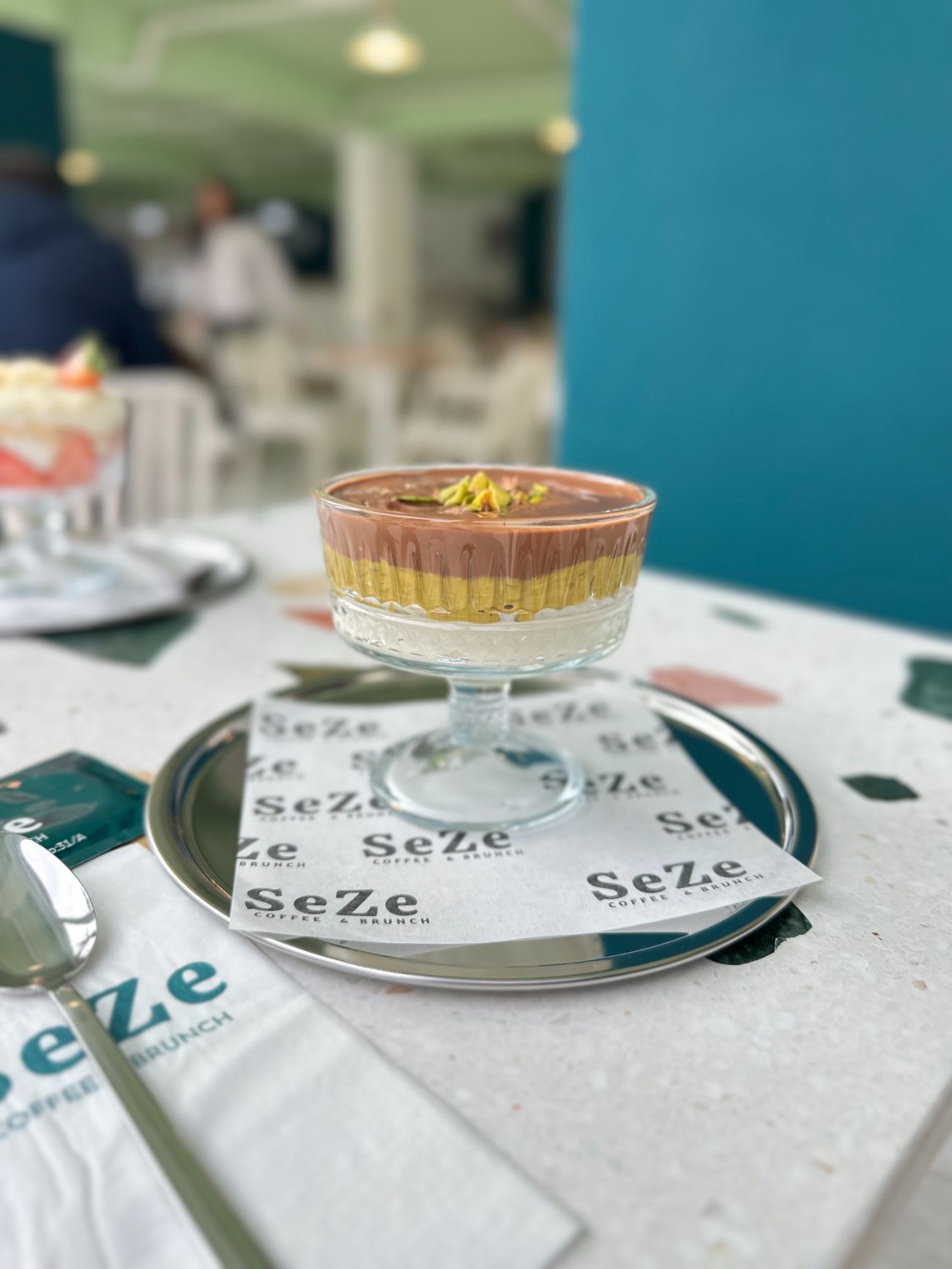 Fıstık Rüyası - Krema, kadayıflı antep fıstığı kreması, sütlü çikolata, file antep fıstığı