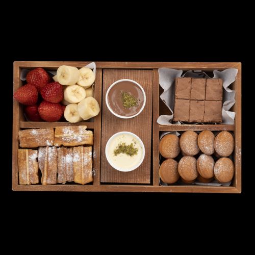Happines box (2-3 Kişilik) - Pankek, waffle parçaları, browni, muz, çilek, sütlü ve beyaz çikolata (2-3 Kişilik)