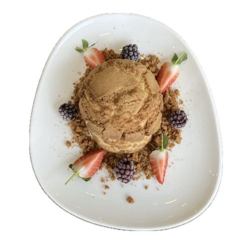 Cream Puff (Yeni) - Üzerinde kıtır hamur, özel kreması ve taze meyvesiyle benzersiz bir lezzet sunan tatlı.