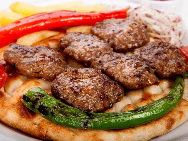 KÖFTE PORSİYON - 