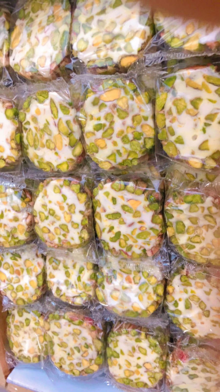 نوكا بيضة رولكس