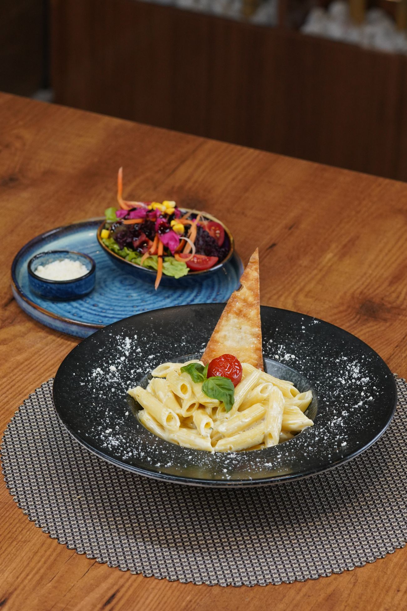 Pesto Fettuccine - Permasan Peyniri, Pesto Sos, Krema.